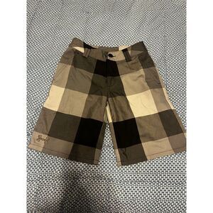 under armour boys size small S gray and black plaid shorts
